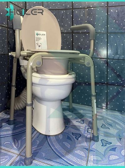 Кресло-туалет ВА817