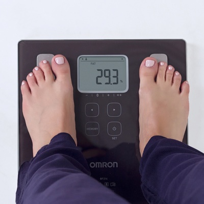 Весы бытовые - анализатор состава тела Omron BF214